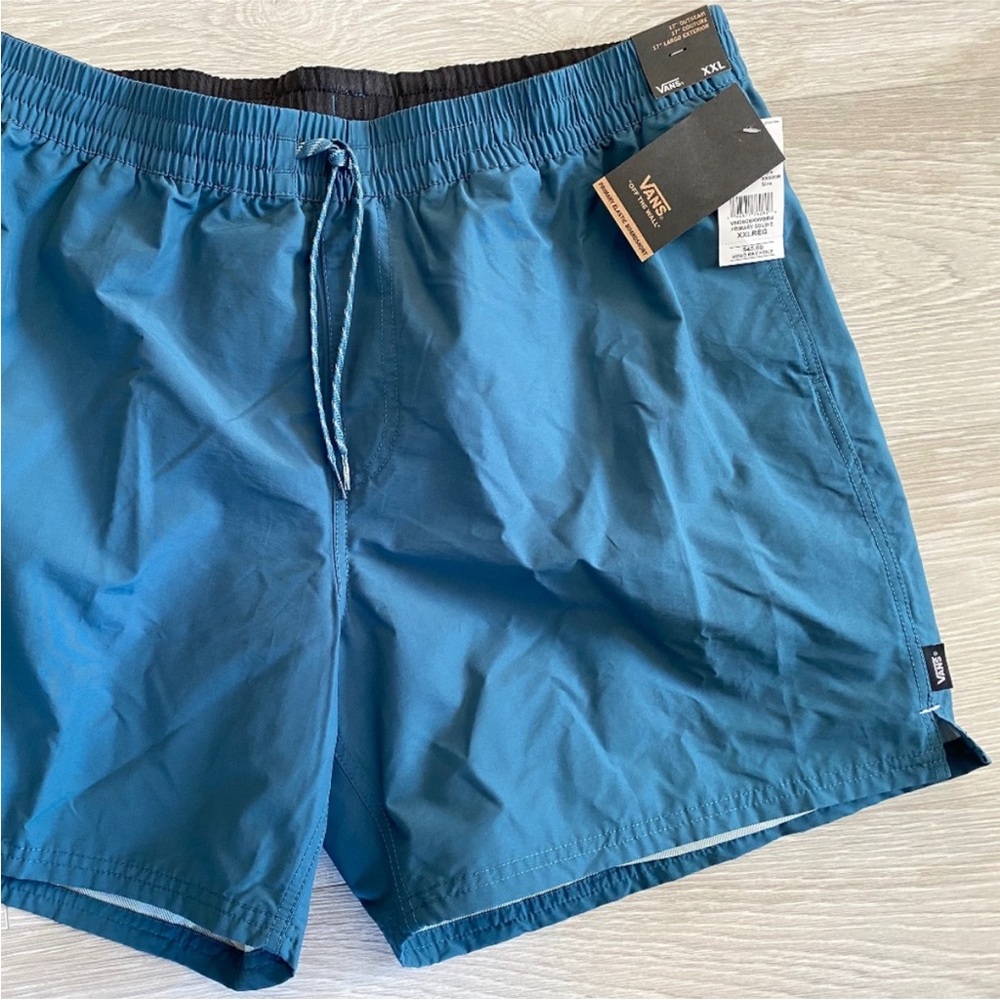 NEW ~ VANS ~ Off the Wall ~NWT
Board Short XXL~ TEAL ~ MSRP $45